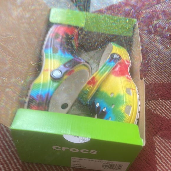 Women Crocs - Picture 3 of 3